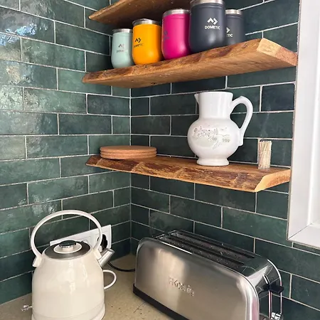 펜션 Sunset Embassy Surf House