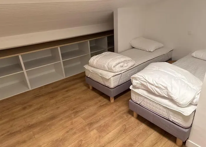 Sunset Embassy Surf House Сasa de vacaciones