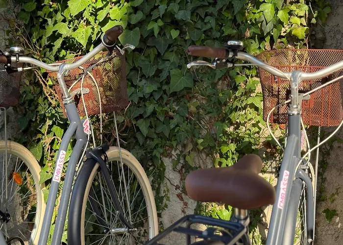 Sunset Embassy Surf House Сasa de vacaciones *